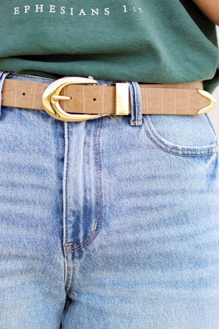 Sleek Crocodile Belt