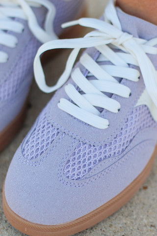 Modern-19 Sneakers