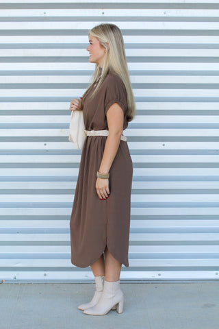 It's Giving Chic Midi Dress