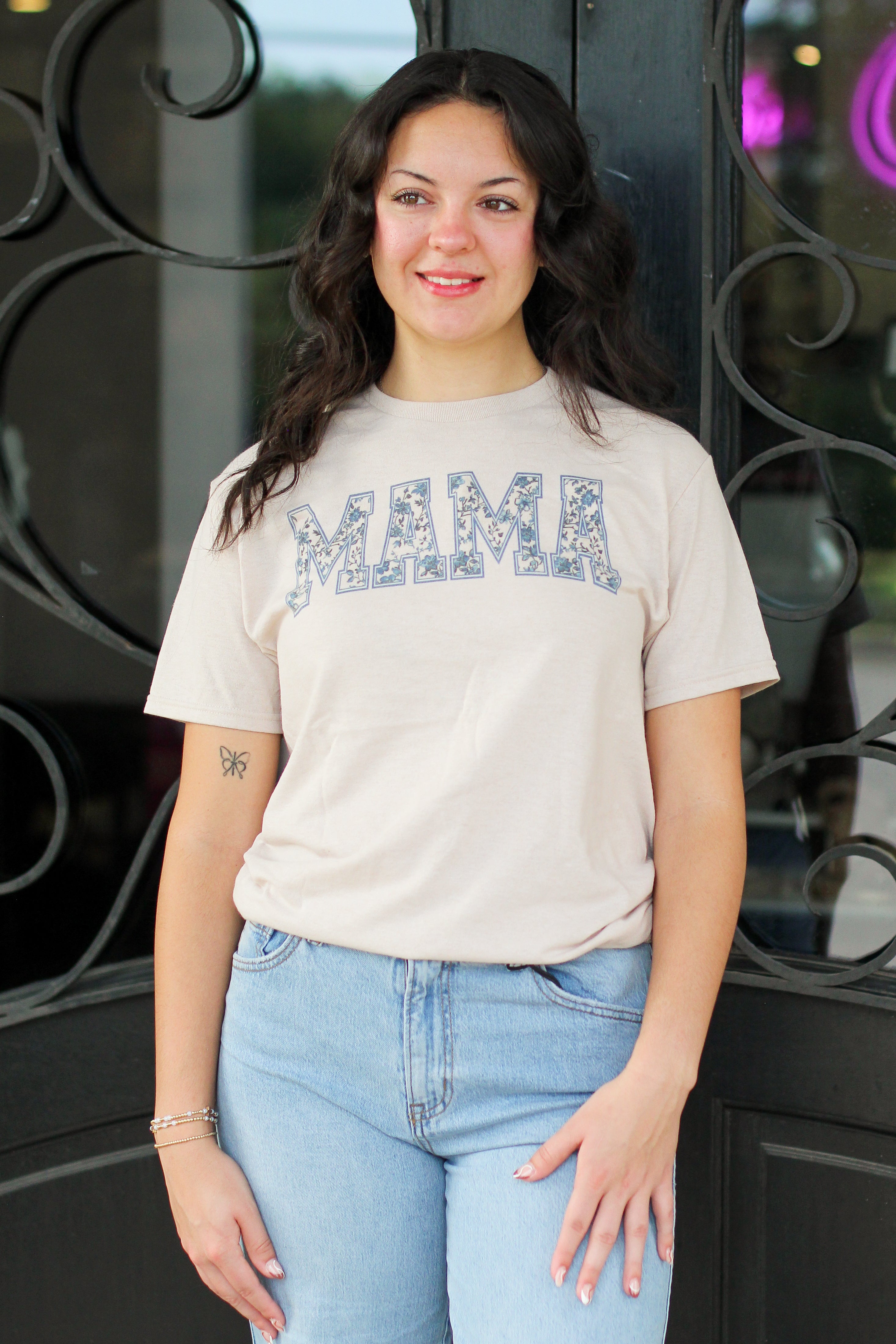 mama graphic tee
