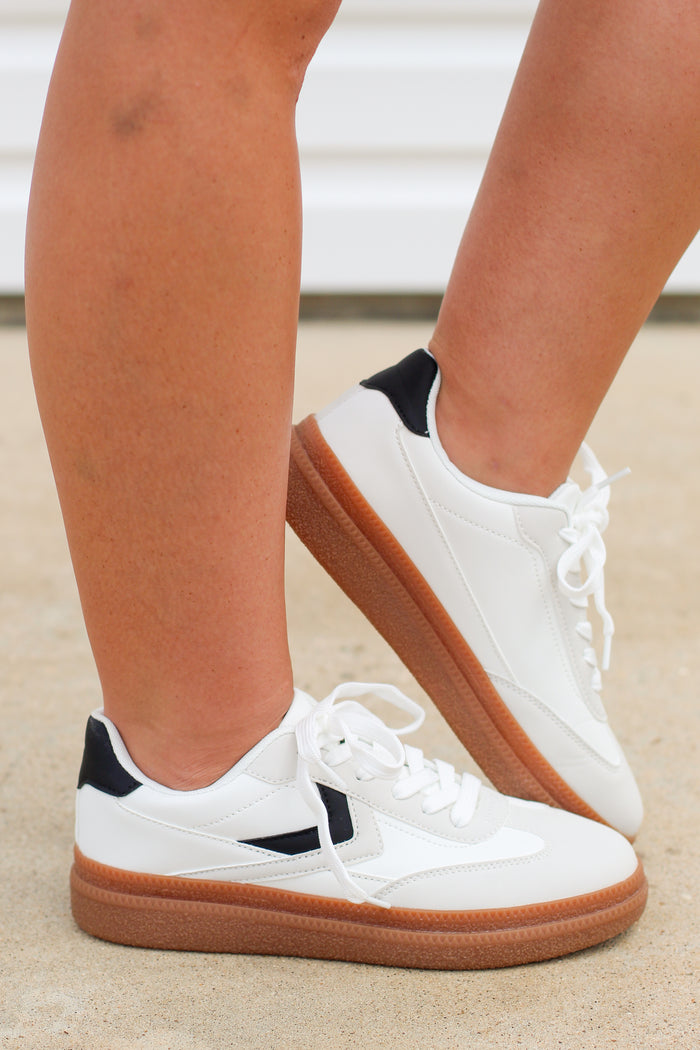 Legend Sneakers