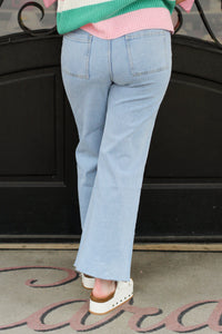 Marlene Straight Leg Jeans -Lightest Wash