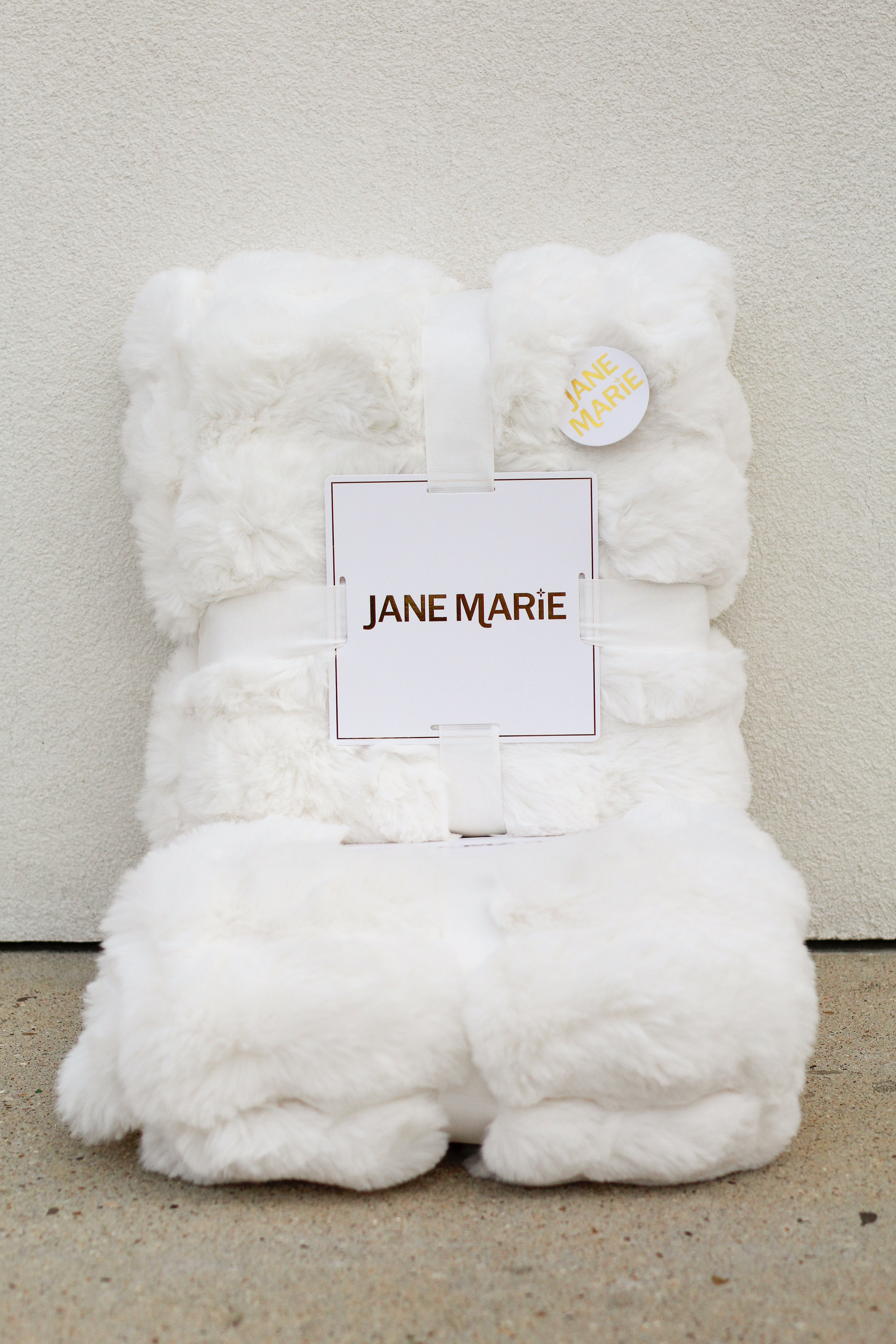 Jane Marie Faux Fur Blanket