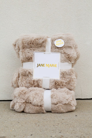 Jane Marie Faux Fur Blanket