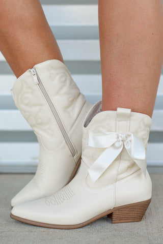 ankle bow boots