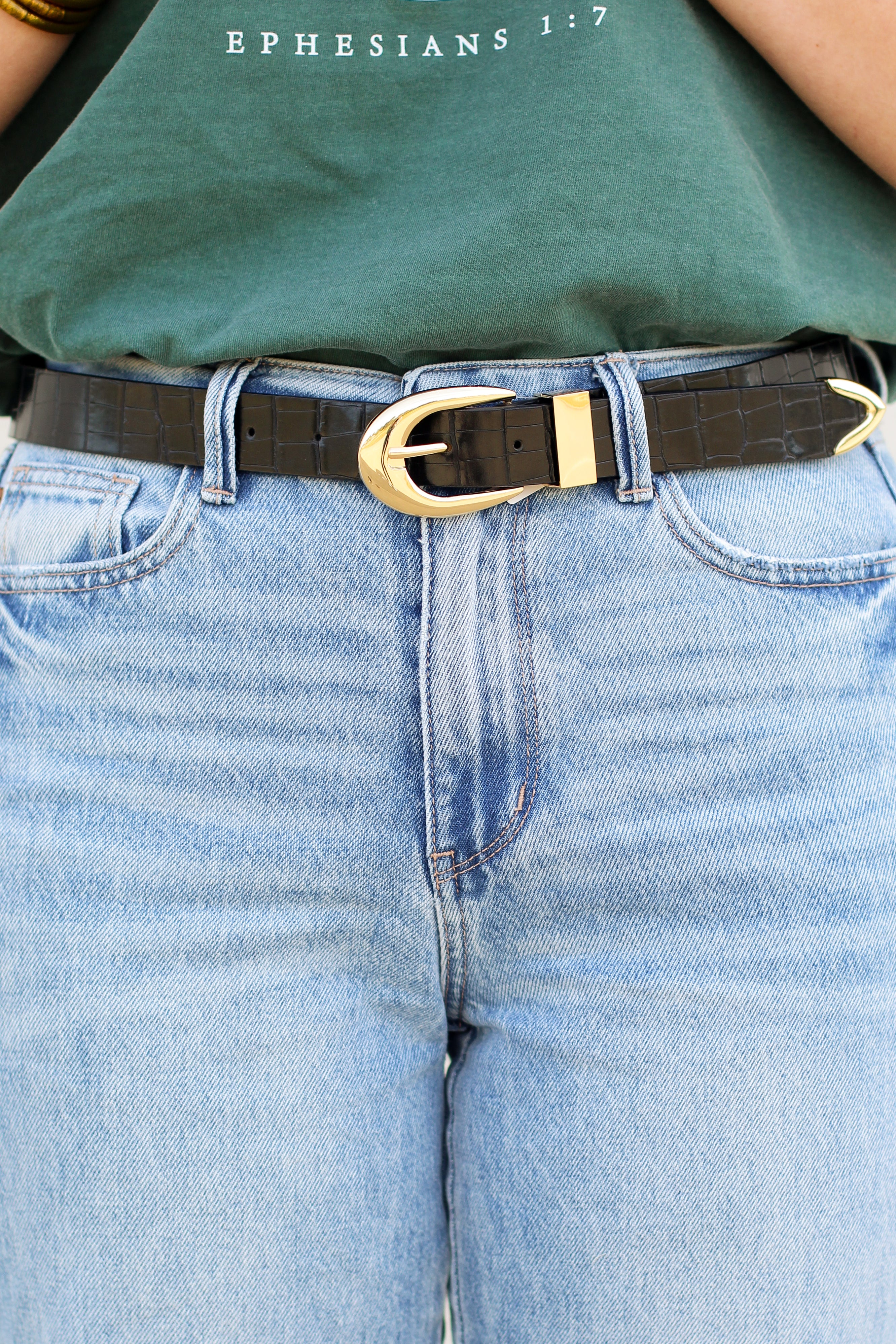 Sleek Crocodile Belt