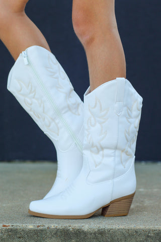 Tween Creek-15K Boots