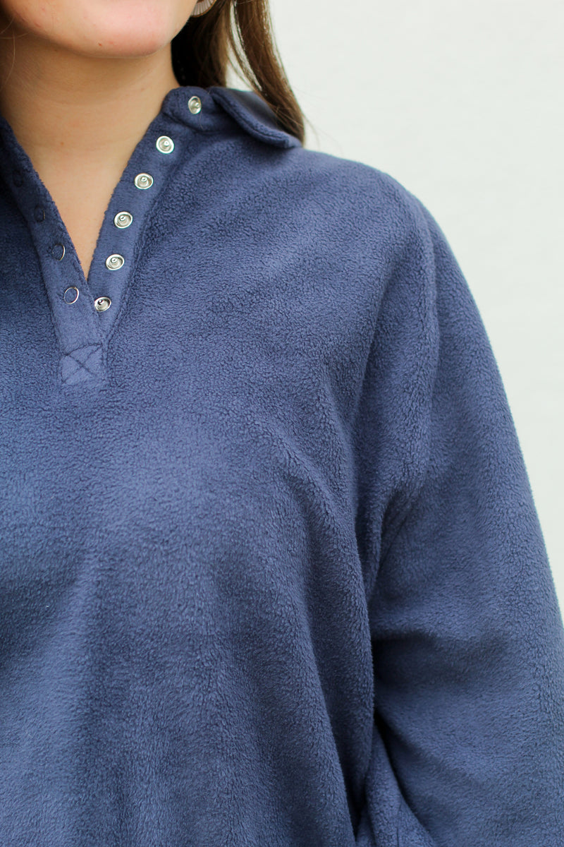 Stay Warm Pullover-Midnight