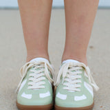 Noelle Sneakers