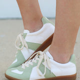 Noelle Sneakers