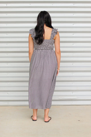 Love this Gingham Midi Dress