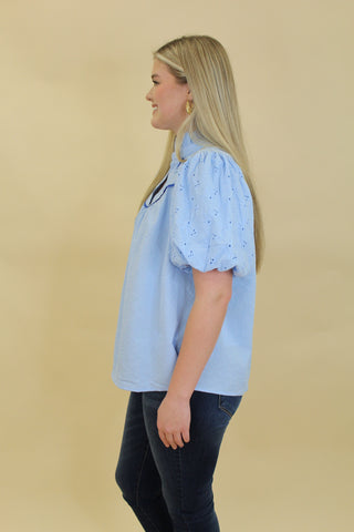 Eyelet Contrast Piping Top
