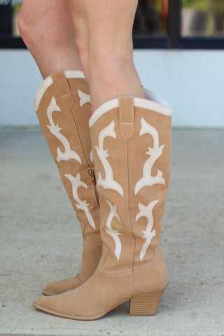 Adriana Boots