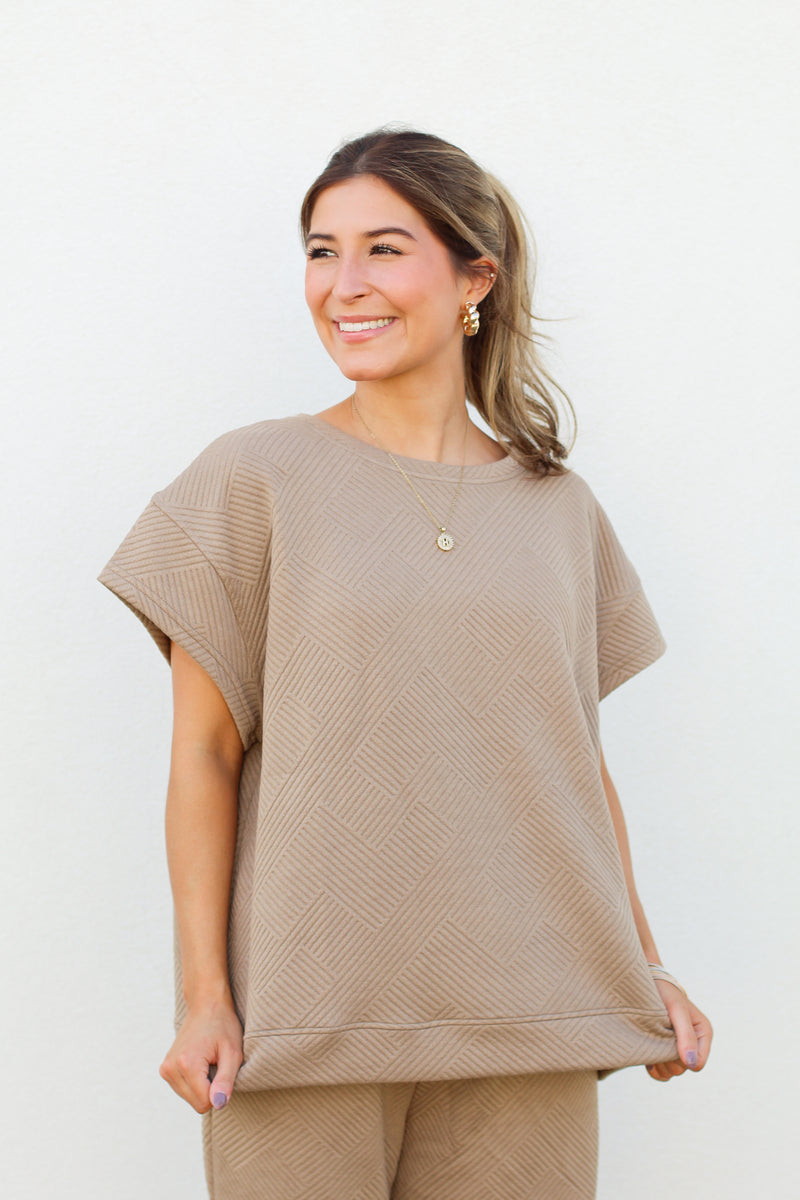 Trendy Tina Top-Mocha