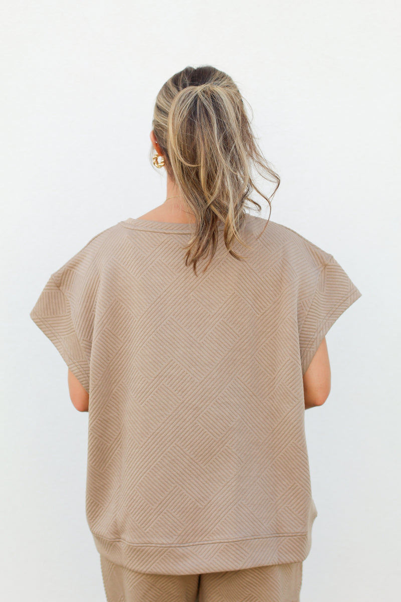 Trendy Tina Top-Mocha