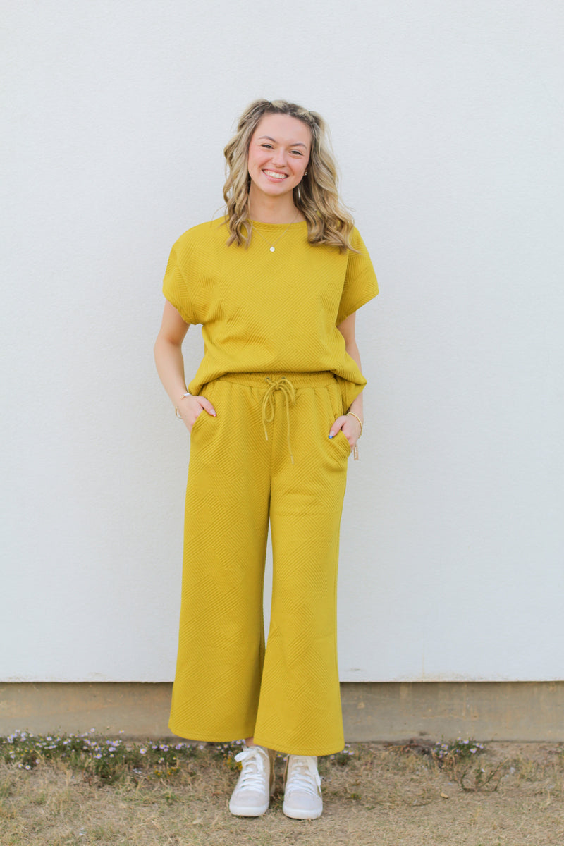 Trendy Tina Top-Chartreuse