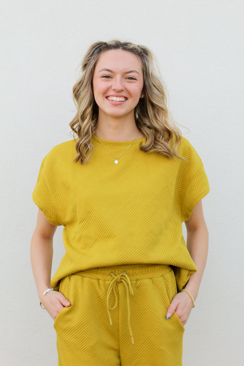 Trendy Tina Top-Chartreuse