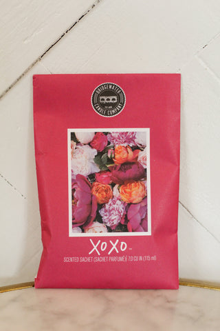 XOXO Sachet