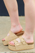 Toya-3 Platform Sandals