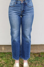 Brynn Straight Leg Jeans