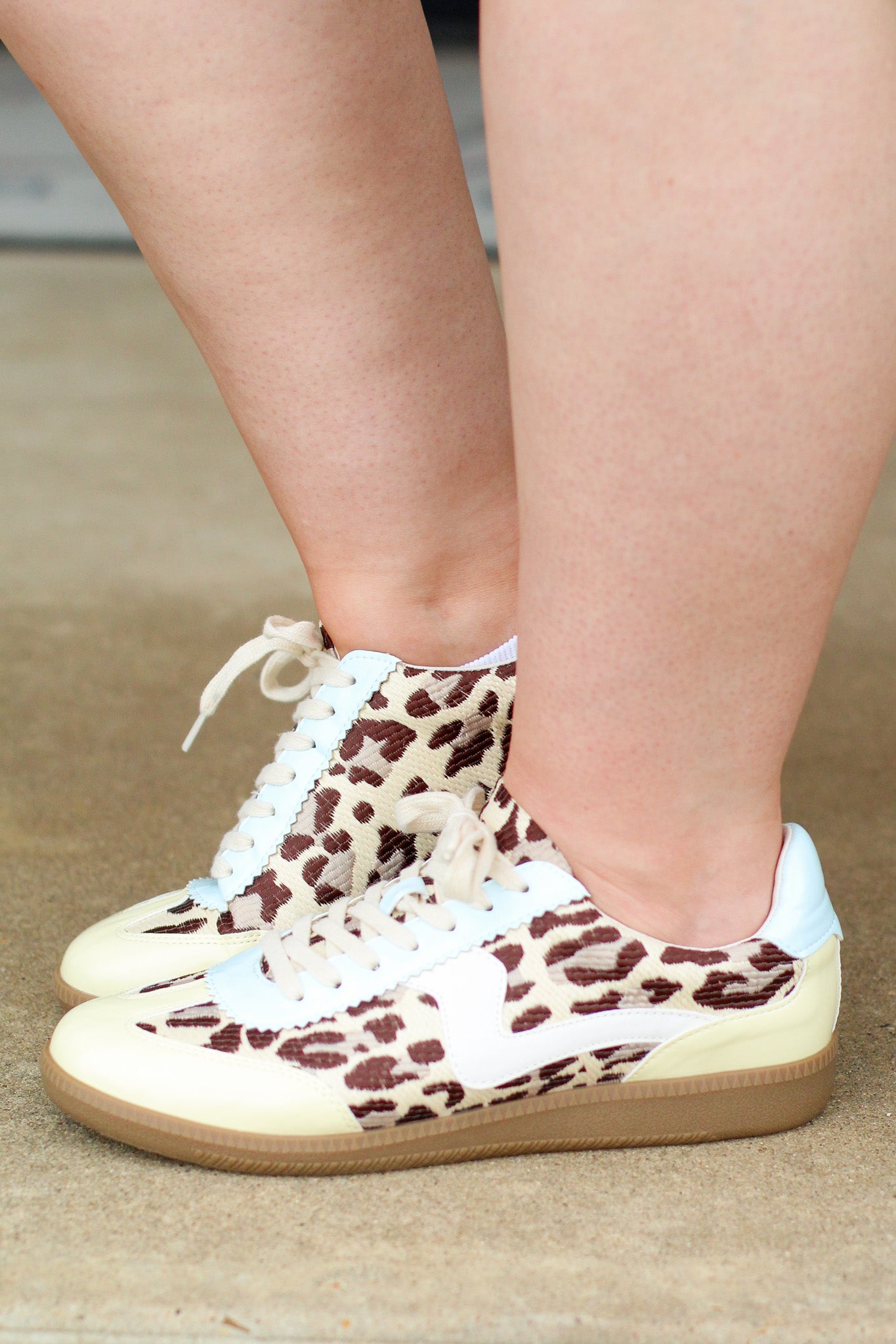 Kyla Sneakers