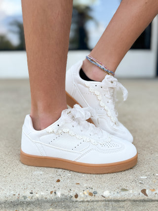 kid lace detail sneakers