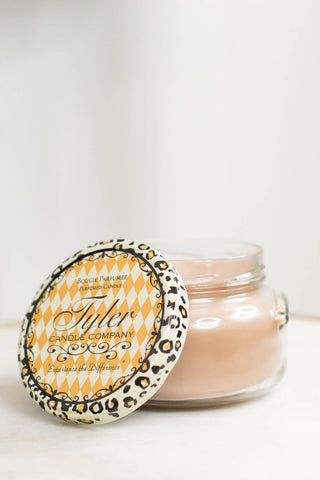 22 oz. Warm Sugar Cookie Candle