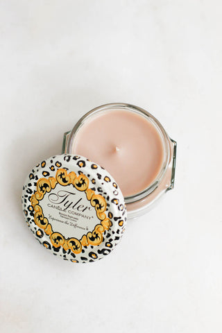 3.4 oz. Warm Sugar Cookie Candle