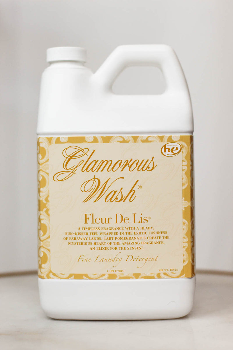 64 oz. Fleur De Lis Glamorous Wash