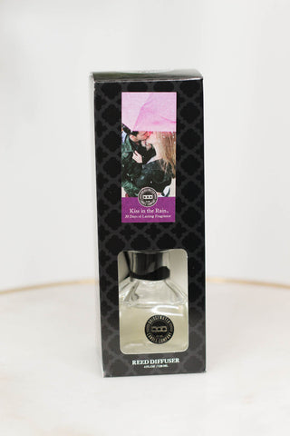 Petite Reed Diffuser-Kiss in the Rain