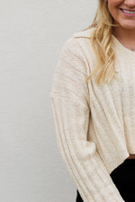 Cropped Collar Sweater-Cream